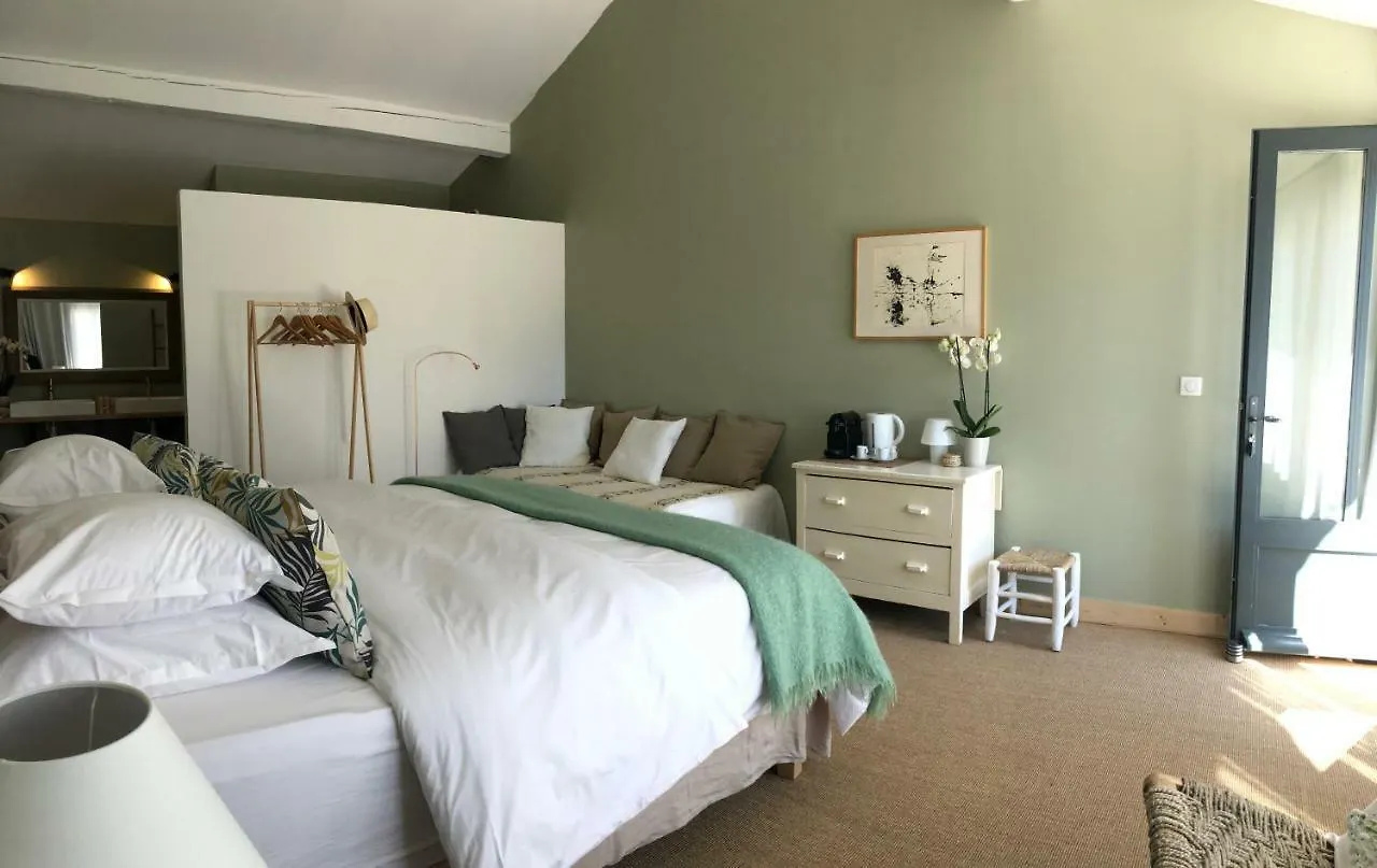 B&B Mas De Caustes Saint-Remy-de-Provence 3*,  France