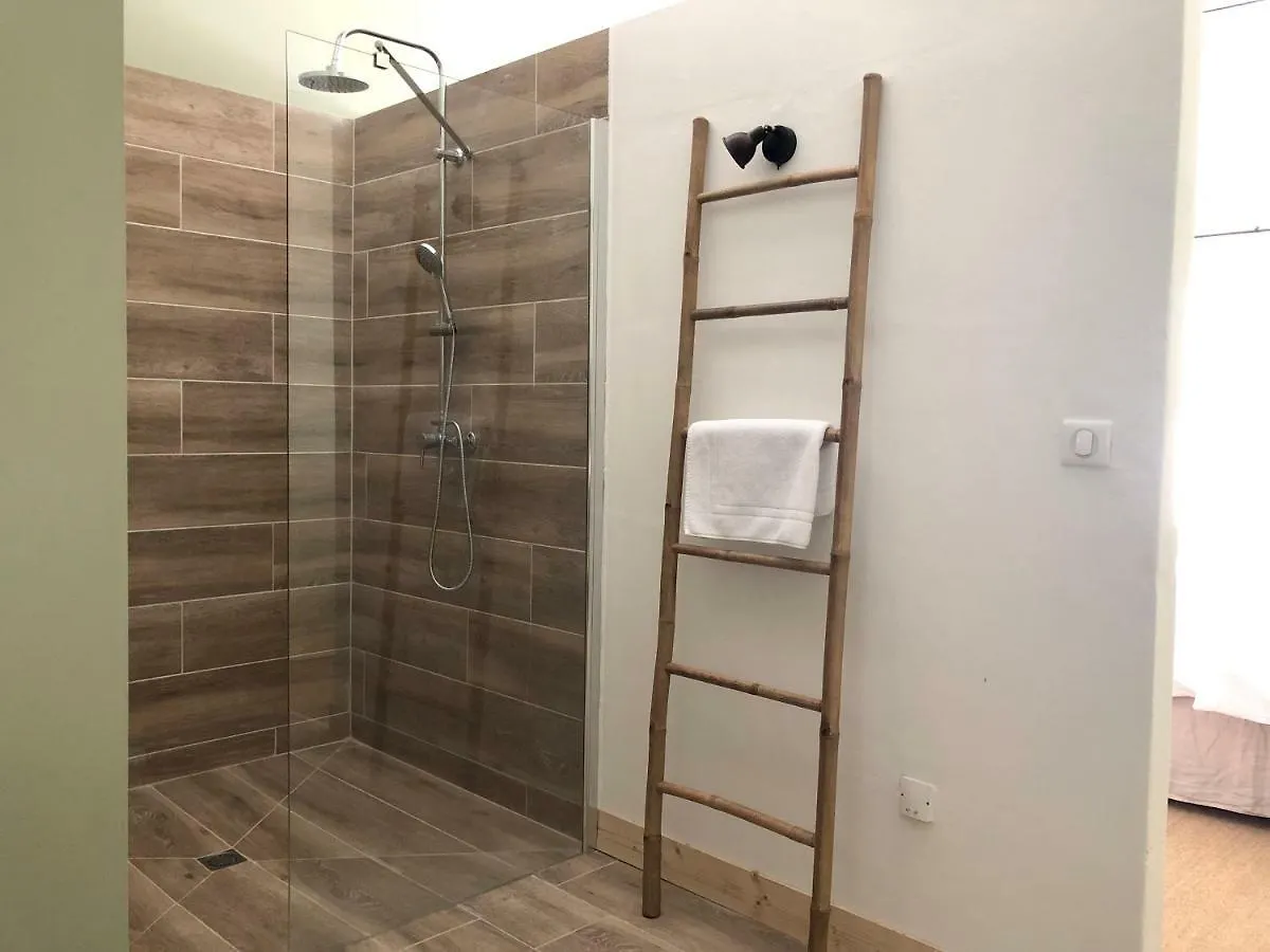 B&B Mas De Caustes Saint-Remy-de-Provence 3*,