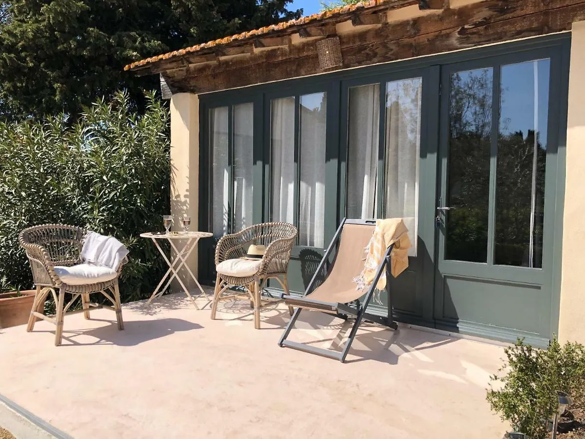 *** Bed & Breakfast B&B Mas De Caustes Saint-Remy-de-Provence France